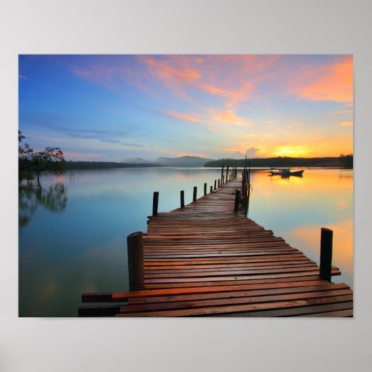 Wooden Dock Seascape in Colorful Sunset Poster (Voorkant)
