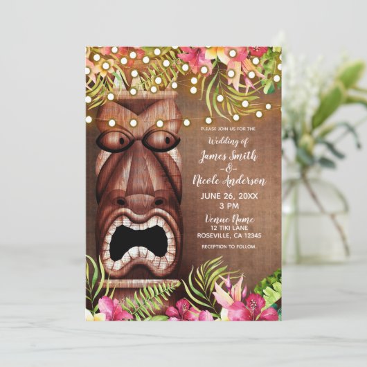 Wooden Hawaiian Tiki Luau Summer Beach Weddenschap Kaart (Staand voorkant)