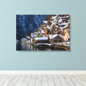 Wooden lakeside houses in Hallstatt, Oostenrijk Canvas Afdruk (Insitu (Houten vloer))