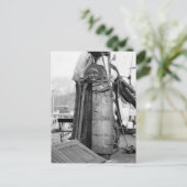 Wooden Maiden, Torture Device, 1910s Briefkaart (Staand voorkant)