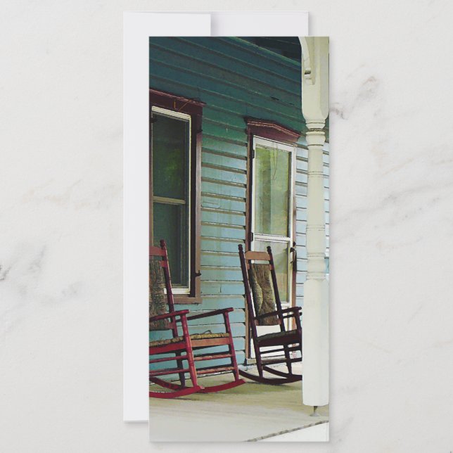 Wooden Rocking Chairs on Porch (Voorkant)