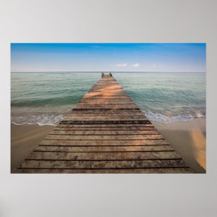 Wooden Wandelpad en Zee in de zomer Poster