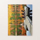 Woodendok in het najaar van het meer legpuzzel (Verticaal)