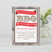 Woodgrain Backyard BBQ Uitnodiging (Staand voorkant)