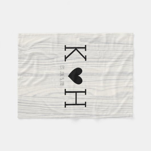 Woodgrain Couple's Initialen Personalized Wedding Fleece Deken (Voorkant (Horizontaal))