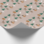Woodland Animals Snowy Pine Trees Snowflakes Cadeaupapier (Hoek)