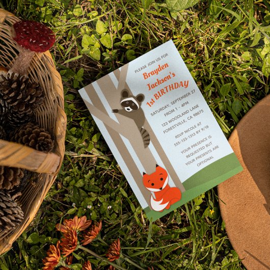 Woodland Baby's Kleine Verjaardag Uitnodiging