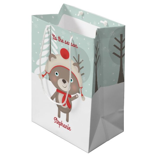 Woodland Beer Kerstmis Medium Cadeauzakje (Voorkant Gekanteld)