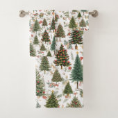 Woodland Christmas Trees,Forest Design Bad Handdoek (Insitu)