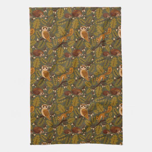 Woodland Creatures and Leaves Pattern Theedoek (Verticaal)
