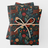 Woodland Deer and Flowers Holiday Gift Wrap Inpakpapier Vel (In situ)