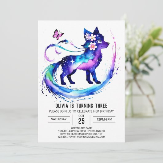 Woodland eenvoudige wolf digitale meisje verjaarda kaart (Staand voorkant)