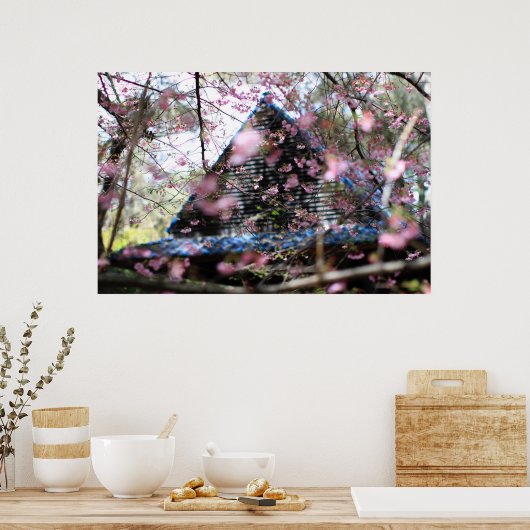 Woodland Fairy House met roze bloemen Poster (Keuken)