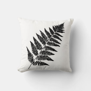 Woodland Fern 1, zwart en wit Kussen