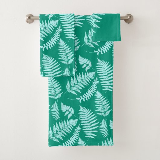 Woodland Fern Pattern, Aqua en Turquoise Bad Handdoek (Insitu)