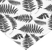 Woodland Fern Pattern, Black and White Korte Tafelloper (Hoek)