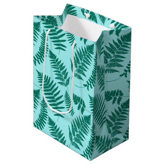 Woodland Fern Pattern, Turquoise en Aqua Medium Cadeauzakje (Voorkant Gekanteld)