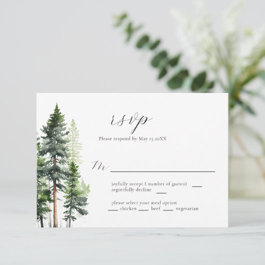 Woodland Forest Green Pines Wedding RSVP Kaart (Staand voorkant)