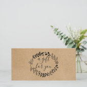 Woodland Garland Rustic Kraft Gift Certificate (Staand voorkant)
