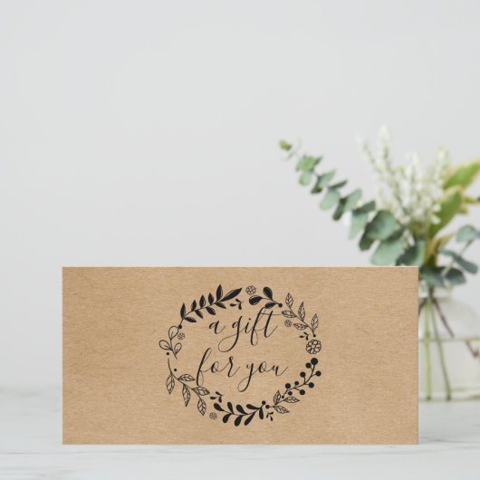 Woodland Garland Rustic Kraft Gift Certificate (Staand voorkant)