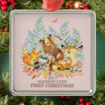 Woodland Girls Baby's 1ST Christmas Ornament<br><div class="desc">Schuif de bosgrond voor een meisje voor de eerste kerst. Onze leuke bosscène met een bier,  hert,  vos,  uil,  wasbeer,  en molen. Overeenkomende objecten in onze winkel.</div>