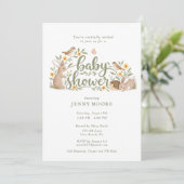 Woodland groene geruite babyshower uitnodiging (Staand voorkant)