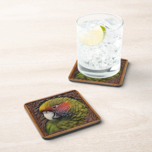 Woodland Harmony: Green Loriket op gesneden hout Bier Onderzetter