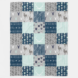 Woodland Patchwork Deer. - Mint/Navy/grijs Fleece Deken