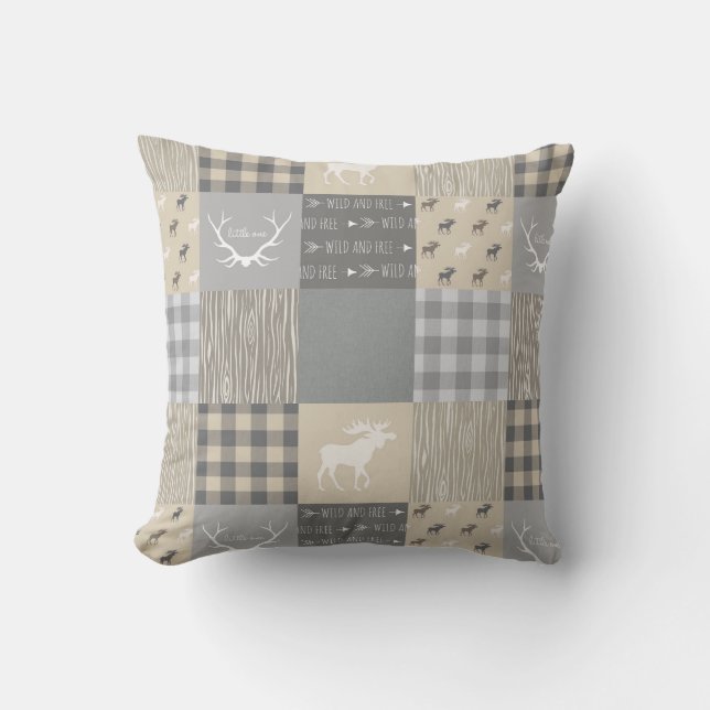 Woodland Patchwork Moose - Grey/Tan Kussen (Voorkant)