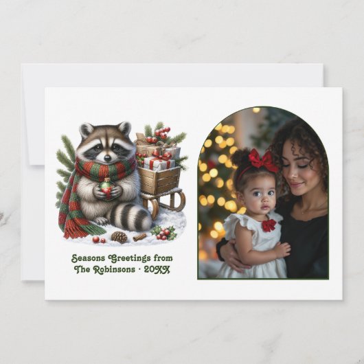 Woodland Raccoon Seasons Greeting Rustic Christmas Feestdagenkaart (Voorkant)