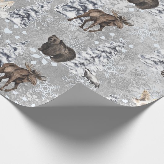 Woodland Winter Moose kerstboom Snowflake Cadeaupapier (Hoek)