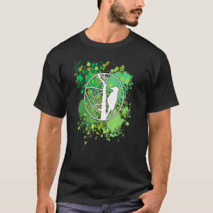 Woodpecker in de boom op verf morst vogelvriend t-shirt