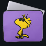Woodstock in zonnebril laptop sleeve<br><div class="desc">Kijk eens naar dit superschattige ontwerp met Woodstock die een coole zonnebril draagt.</div>