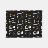 Woodstock Varsity Sports Letter Pattern Fleece Deken (Voorkant (Horizontaal))