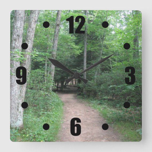 Woodsy Path Wall Clock Vierkante Klok (Voorkant)