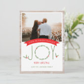 Woodsy Wreath Berries Joy Christmas Kaart (Staand voorkant)