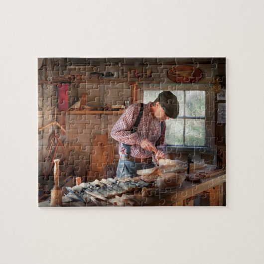 Woodworker - Carving - Carving a duck Legpuzzel (Horizontaal)