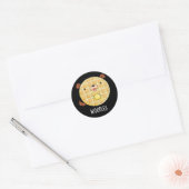 Woofles Funny Doggy Waffle Pun Dark BG Ronde Sticker (Envelop)