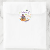 Woonde Witch Cat Halloween Birthday Party, elke le Ronde Sticker (Tas)