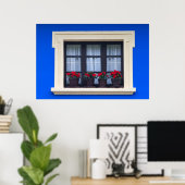 Woonhuis met bloemen in de ramen poster (Thuiskantoor)