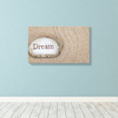 woord Dream op strandrots Canvas Afdruk (Insitu (Houten vloer))
