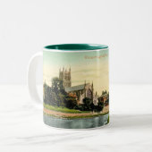 Worcester Cathedral Souvenir Mok (Voorkant links)