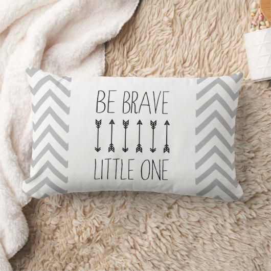 Word Brave Little One - Tribal Nursery Sierkussen Kussen (Deken)