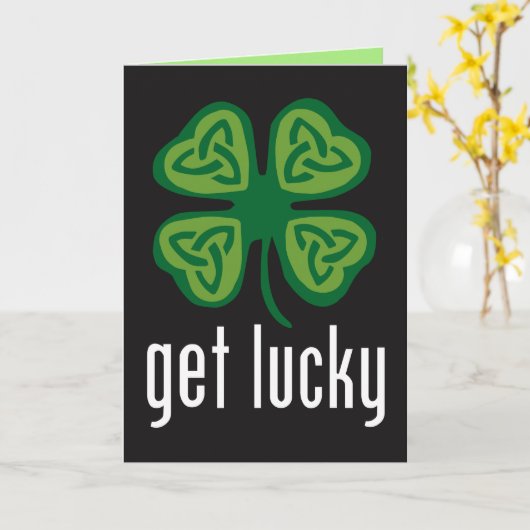 Word Gelukkig - St. Patrick van de Douane Dag Kaart (Gele Bloem)