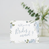 Word jij mijn bruidsmeisje stoffige blauwe bloemen kaart (Staand voorkant)