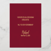 Word jij mijn groomman? Bourgondië en goud Folie Uitnodiging (Achterkant)