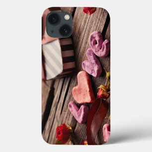 Word Love with Heart Shaped Valentijnsdag Gift iPhone 13 Hoesje