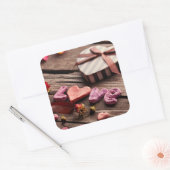 Word Love with Heart Shaped Valentijnsdag Gift Vierkante Sticker (Envelop)