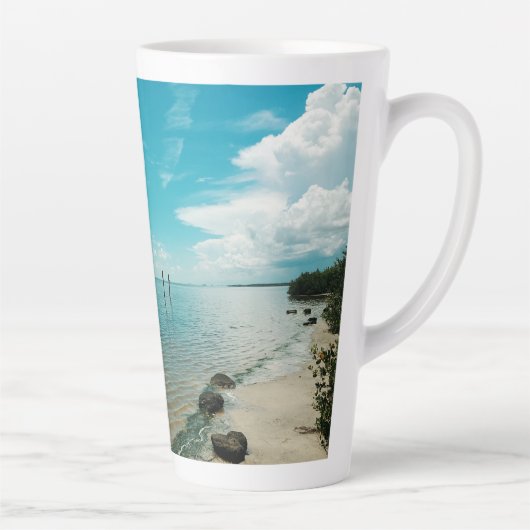 Word nog steeds en ken Peaceful Lake Christelijke Latte Mok (Rechts)