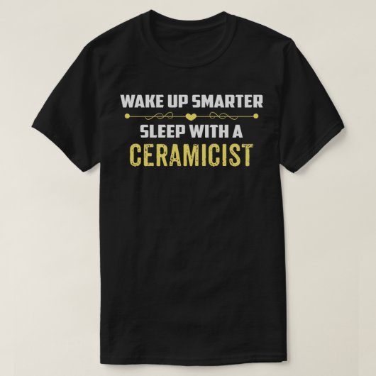 Word slimmer met een CERAMICIST T-shirt (Design voorkant)